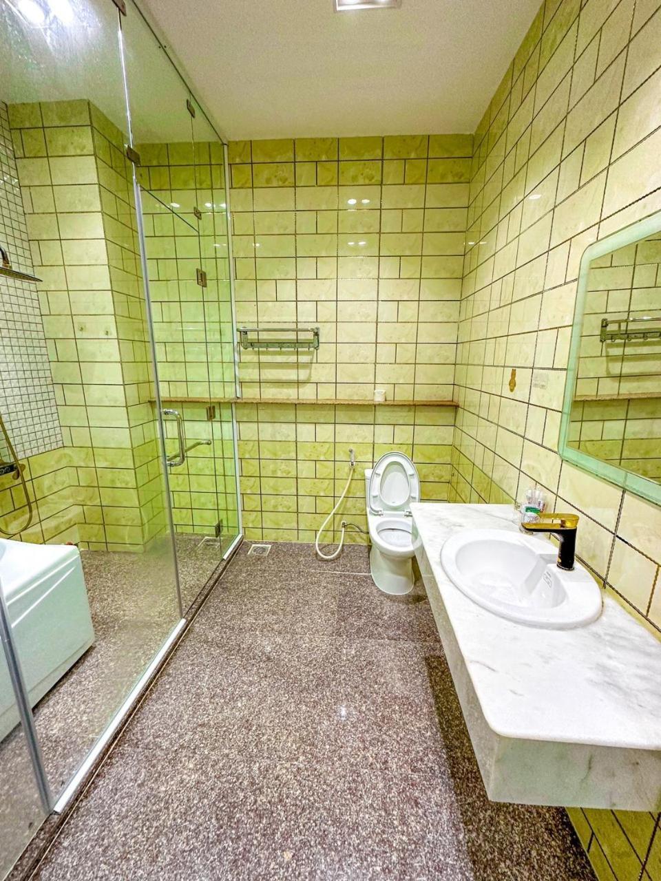 Nhan Tay 2 Hotel كان ثو المظهر الخارجي الصورة